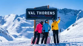 Friends skiing Val Thorens