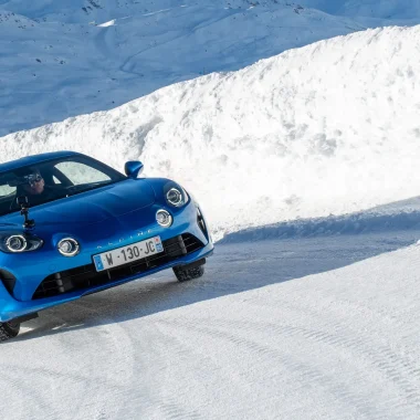 Alpine Car auf der Eisstrecke Val Thorens